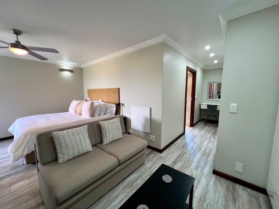 5 Bedroom Property for Sale in Oubaai Western Cape